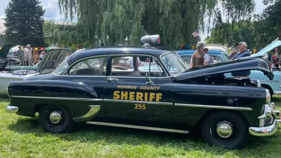 New York Museum of Transportation hosts sports car festival with trolley rides