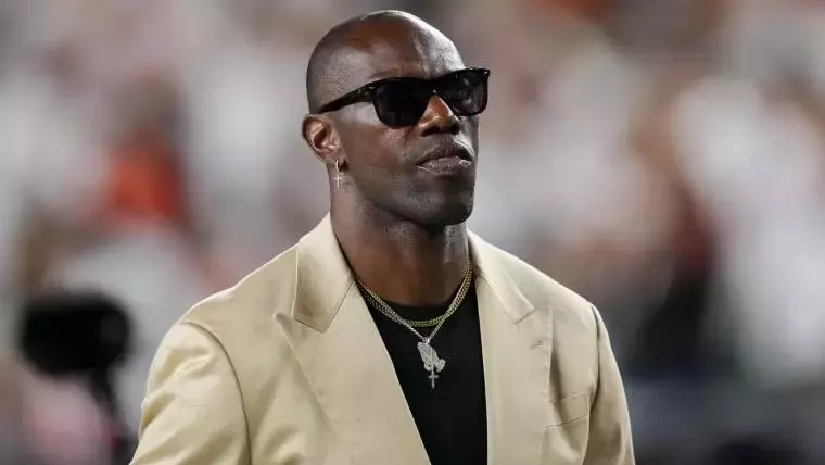 MLB celebrity softball game rosters 2024: Terrell Owens, Kane Brown headline famous names at All-Star week