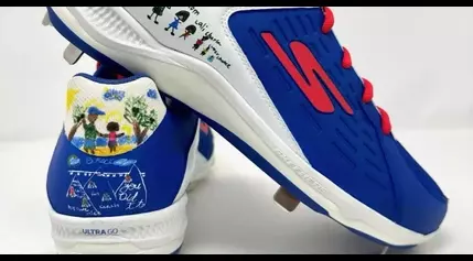 See the special cleats Clayton Kershaw’s kids decorated for his comeback