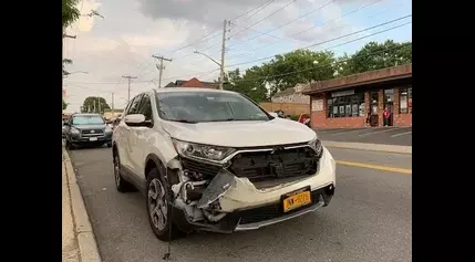 Multi-car crash involving U-Haul blocks traffic on Victory Blvd.