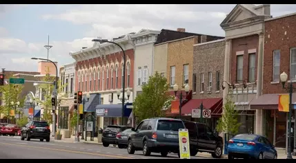 Downtown Sycamore merchants’ 13th annual food drive underway