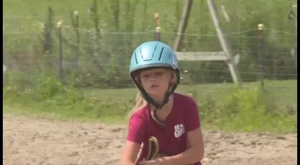 Seven-year-old girl raising money after losing horse