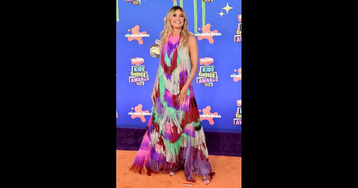 Heidi Klum Wears an Explosion of Color at the Kids Choice Awards