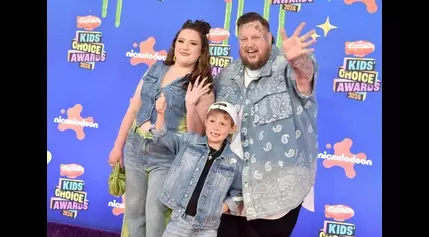 Jelly Roll’s Children Make Rare Appearance at 2024 Kids’ Choice Awards