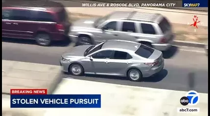 Stolen car suspect leads police on chase through San Fernando Valley