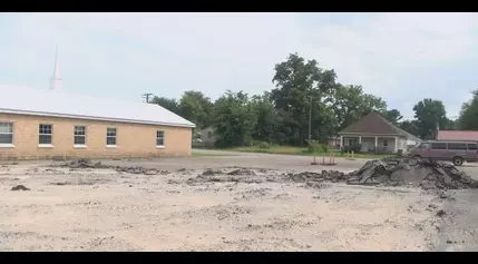 Church food pantry trying build new distribution building