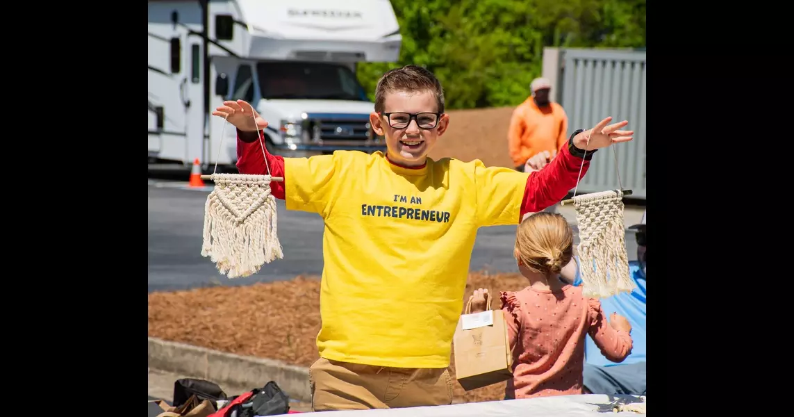 A farmers market run by kids: A new generation of entrepreneurs