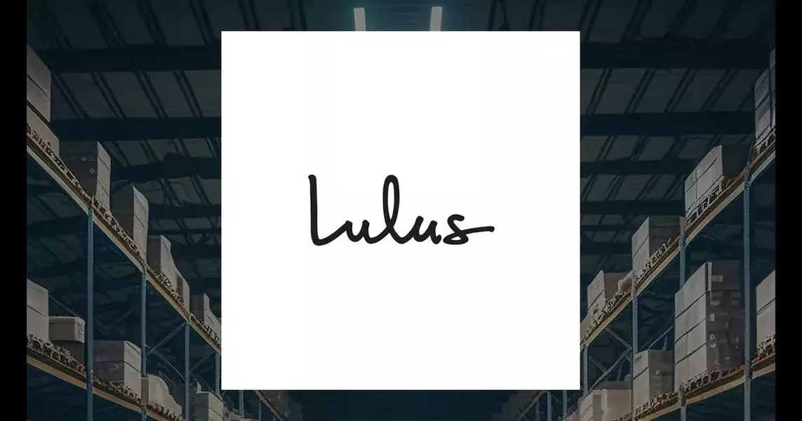 Lulu’s Fashion Lounge (NASDAQ:LVLU) Trading Up 4%