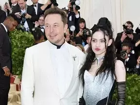 Grimes’s Vancouver mom pleads with Elon Musk to stop ‘withholding’ the couple’s three kids