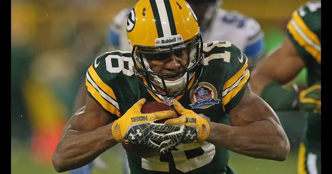 Former Green Bay Packer Randall Cobb transitions to SEC television analyst role