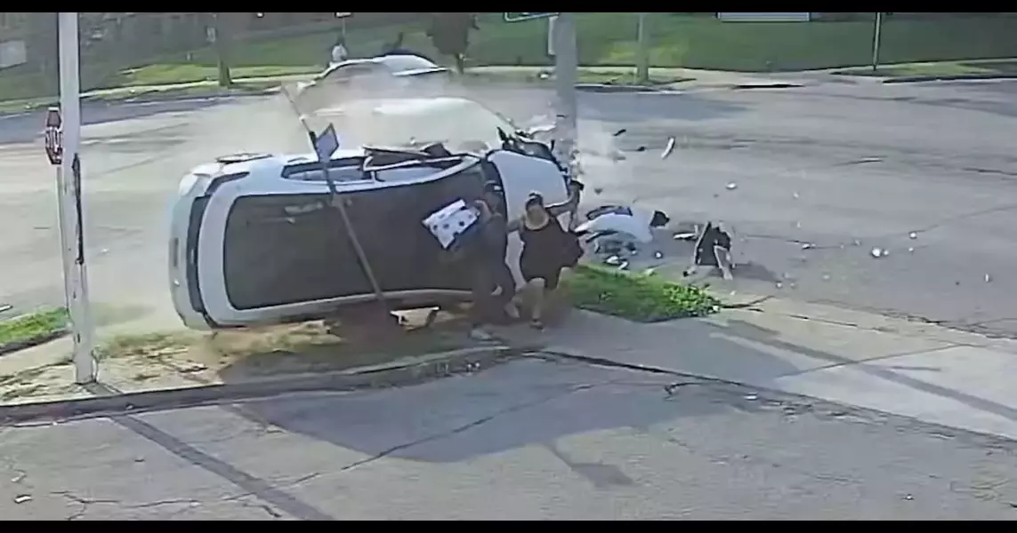 Old payphone pedestal may have saved 2 pedestrians from car rolling over them