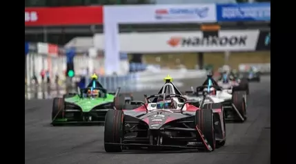 Ars talks EV upgrades and road relevance with Formula E bosses