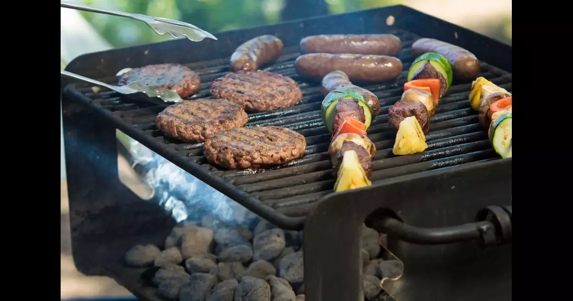 Hosting a cookout? Follow these Fourth of July food safety tips