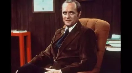 Bob Newhart, Award-Winning Comedian, TV Legend and Army Veteran, Dies at 94