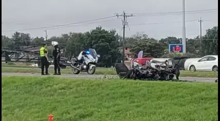 Fiery crash on SW Loop 410 leaves car unrecognizable, driver dead