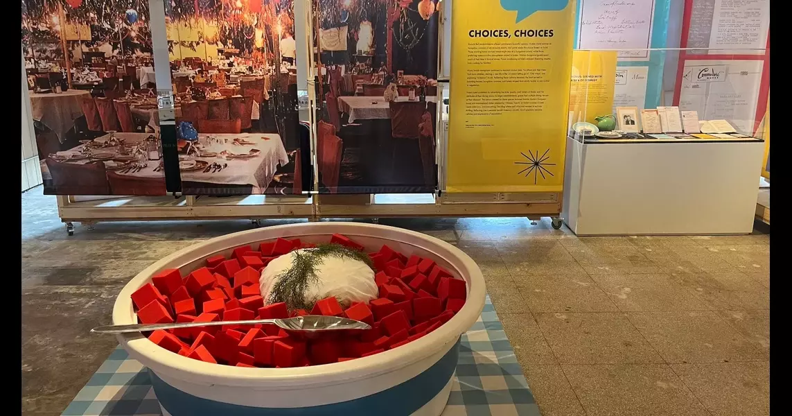 A museum exhibit on Jewish food and humor puts the ‘borscht’ in Borscht Belt