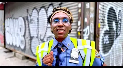 Dancing Brooklyn crossing guard brings smiles, safety to kids