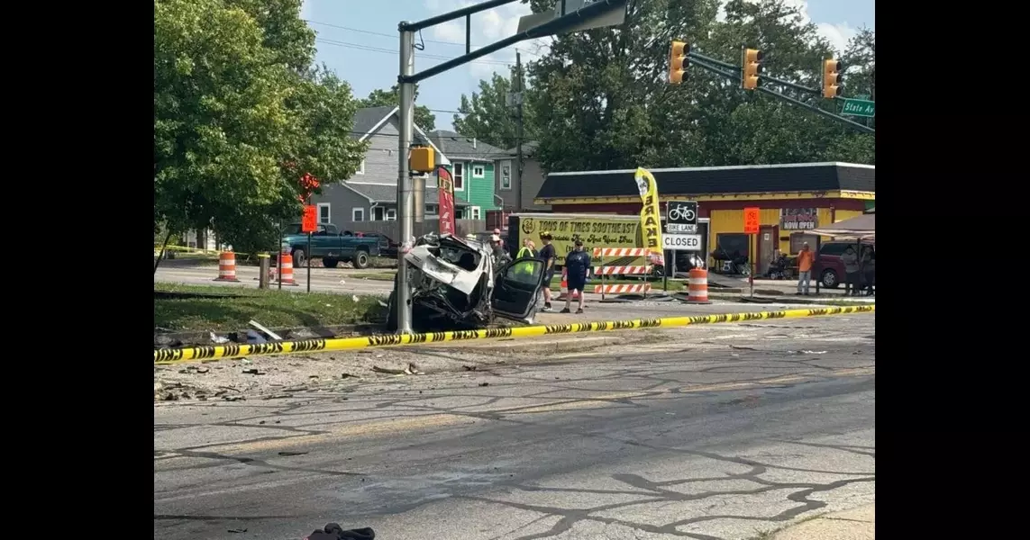 8 people, including 6 kids, hurt after crash on East New York Street east of downtown