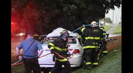 Man dead, another injured in Bethlehem after car hits tree during storm