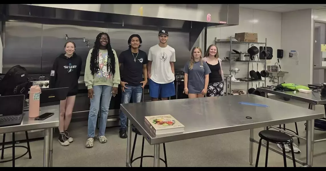 Good Kids – Junction City High School culinary students shine in summer school