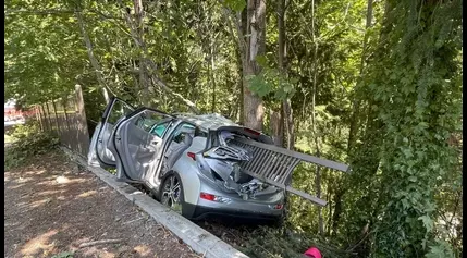 Three people hospitalized after car crashes near steep embankment in Burien