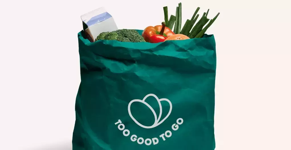 Whole Foods Expands Food Waste Reduction Efforts with New App Integration