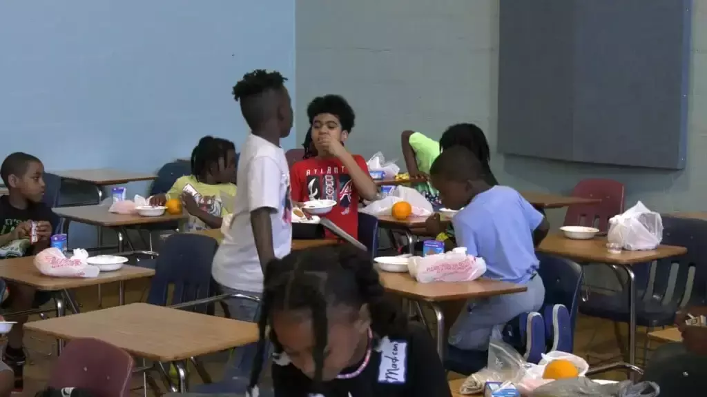 Summer meal program helping feed kids in Bibb County