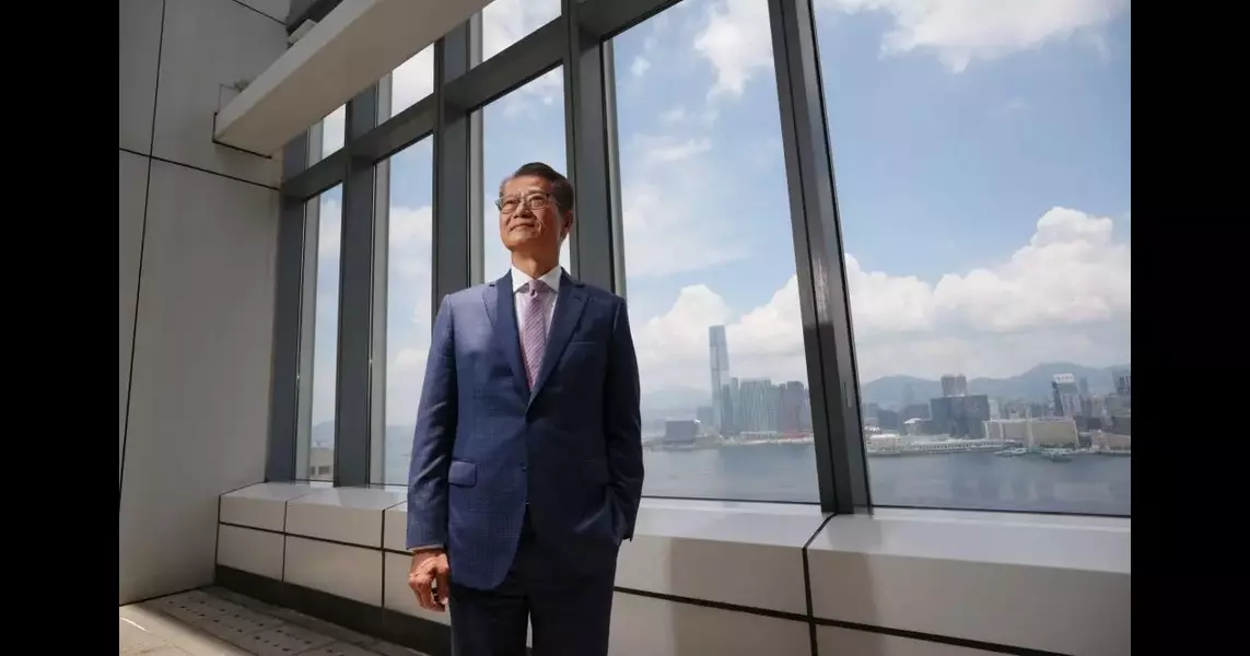 Hong Kong finance chief urges Cathay to raise service quality to boost status