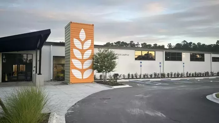 Feeding Northeast Florida opens region’s largest food bank on Thursday