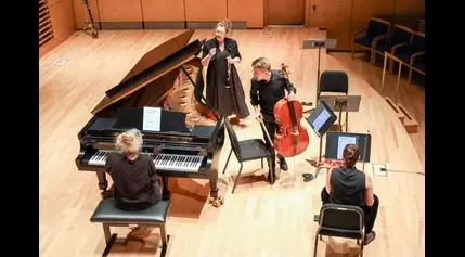 Talea Ensemble shocks and amuses at Bowdoin music festival