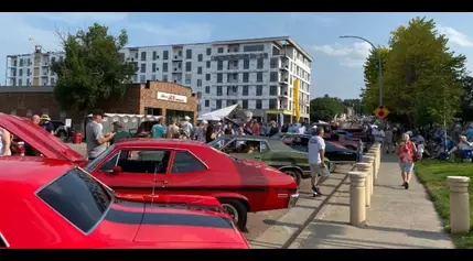 Classic cars take over downtown for 7th annual ‘Hot Classics Night’