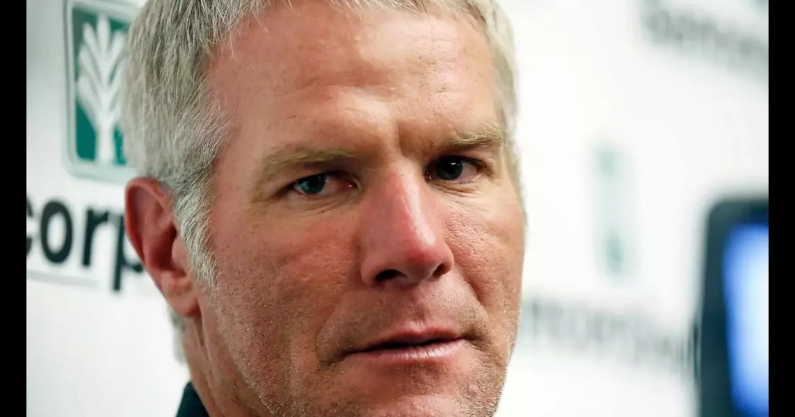 A Mississippi judge removes 1 of Brett Favre’s lawyers in a civil case over misspent welfare money