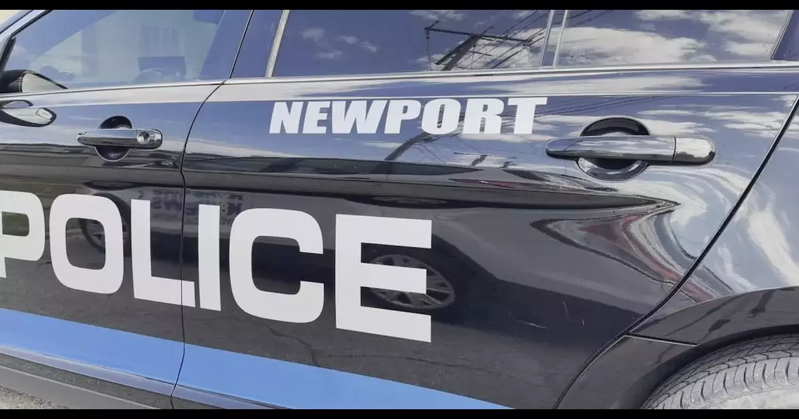 Newport man leads police on Highway 20 car chase