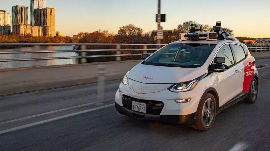 GM puts self-driving car without steering wheel and pedals on hold