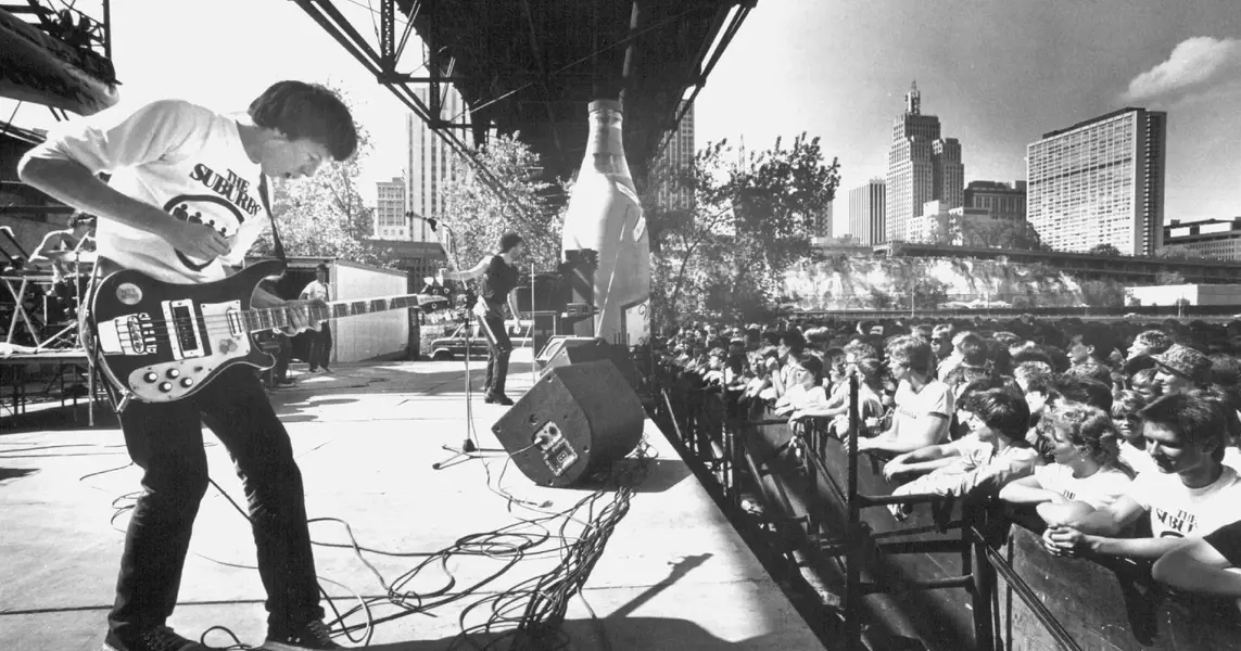 Harriet Island boasts long music fest history starring Bob Dylan, Whitney Houston and Dave Matthews