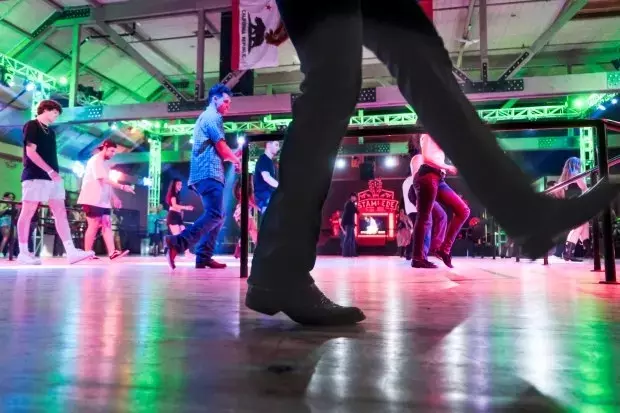 Stampede draws country music, line dancing fans to Temecula