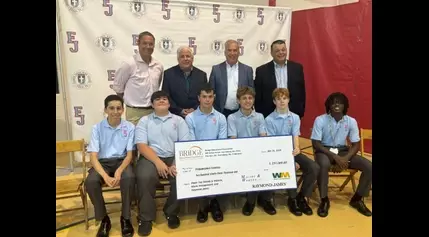 Bridge Foundation donates scholarship money