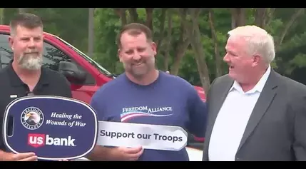 ‘It means everything’: Veteran surprised with a new car