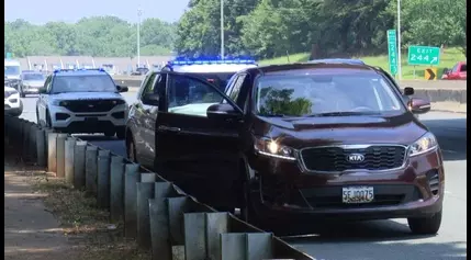 Charlotte, York County officers chase suspected stolen car