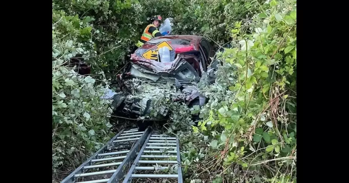 Man, woman seriously hurt in 2-car crash in Vancouver