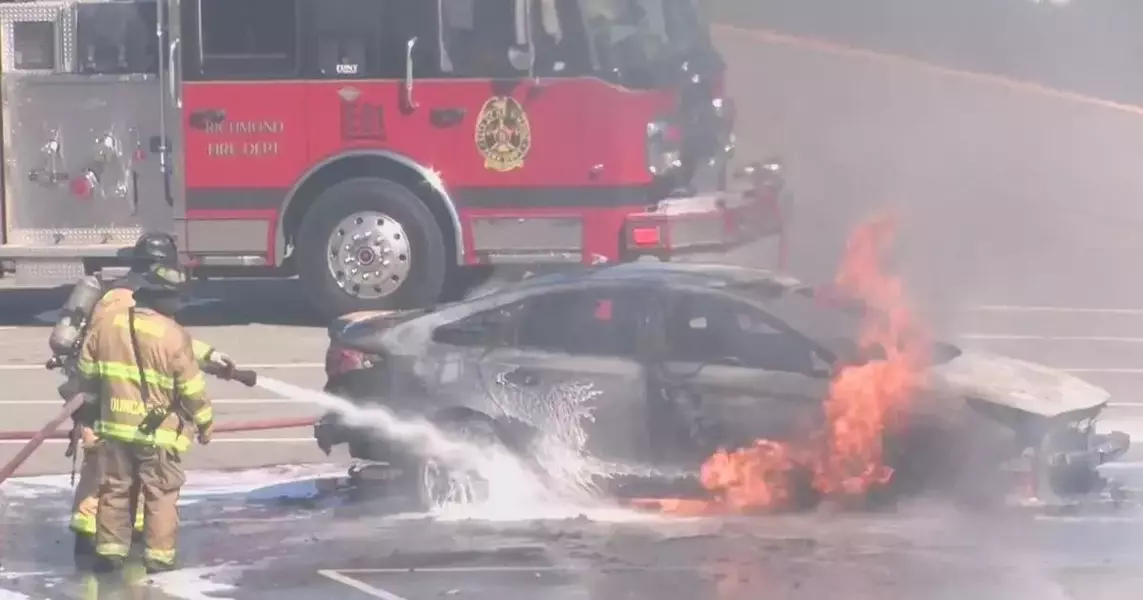 Car bursts into flame near Richmond-San Rafael Bridge toll plaza