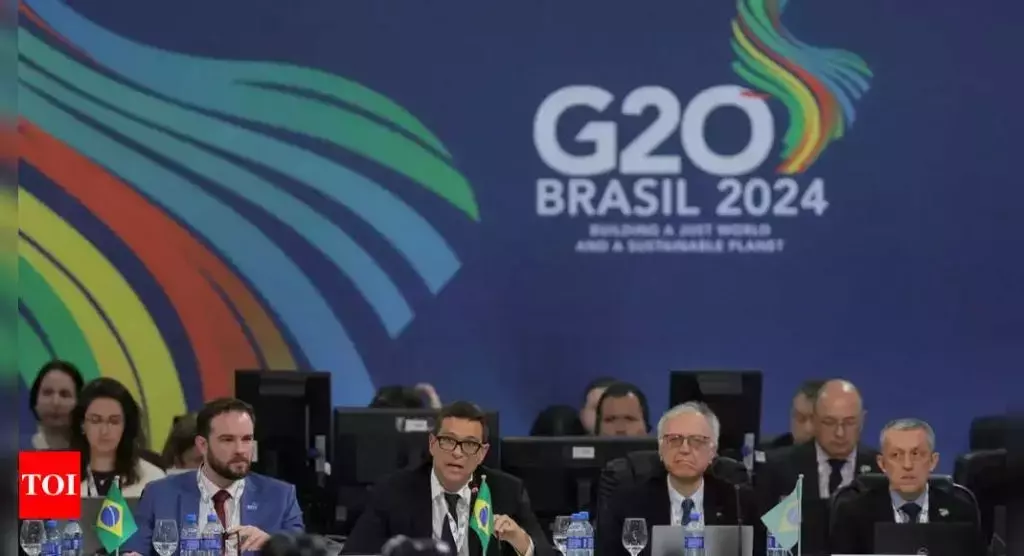 G20 finance ministers meet to seek consensus before US election