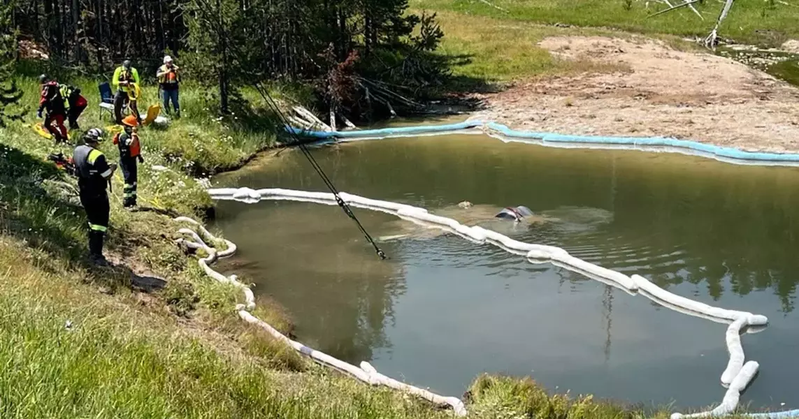 Fully-submerged car removed from Yellowstone National Park geyser