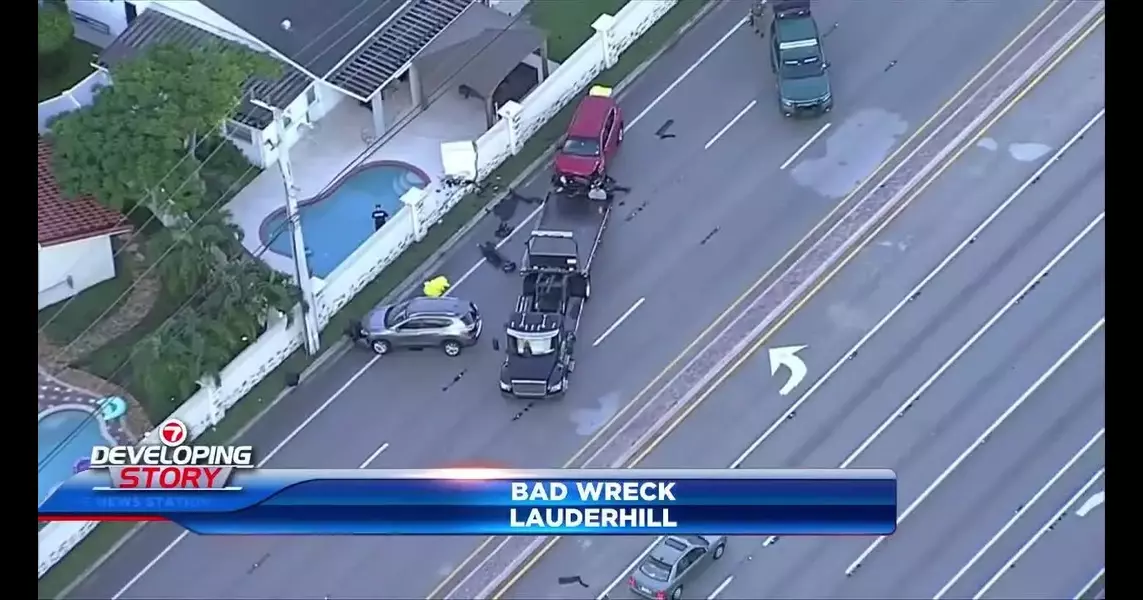 No injuries reported following car crash in Tamarac – WSVN 7News | Miami News, Weather, Sports