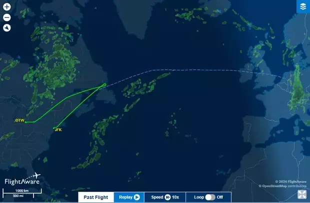 After Delta flight is diverted for spoiled food, airline again alters some economy food options