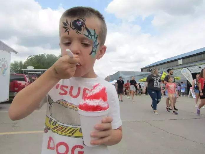 Food Truck Fight:  ‘I’m here for all the food’