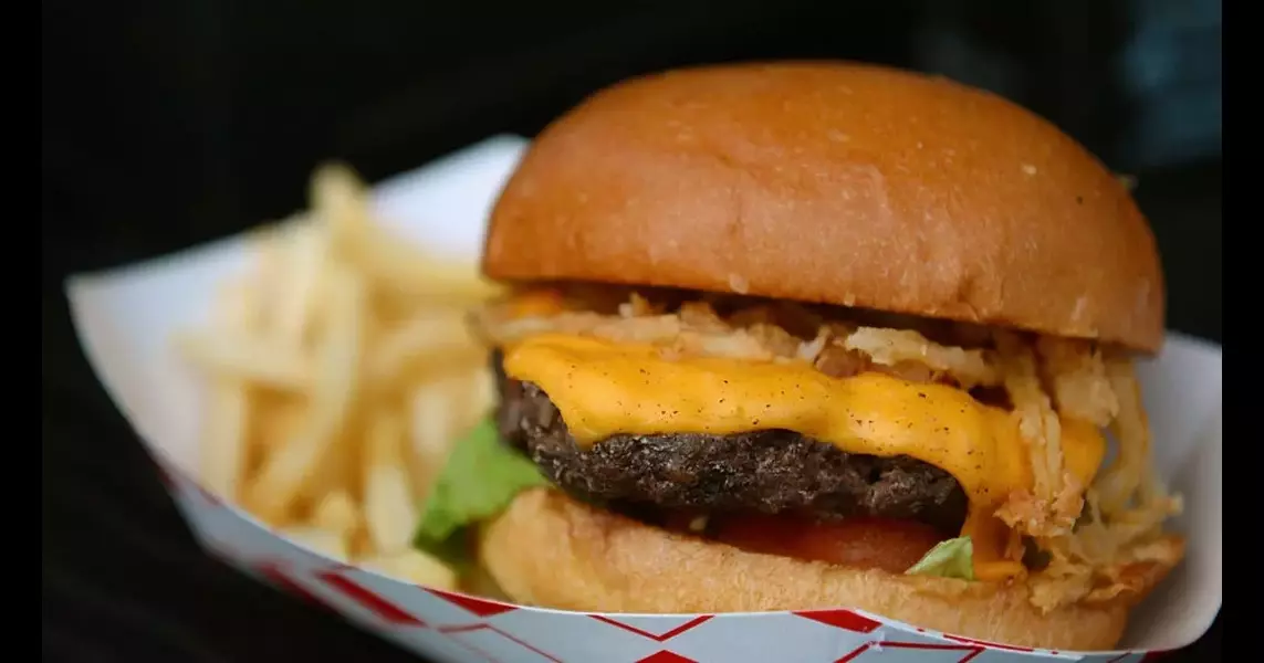 This California chain beats In-N-Out for best fast food burger in America