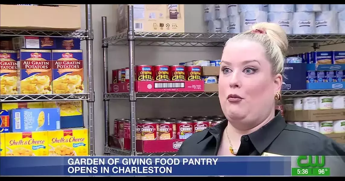 New food pantry opens in Charleston