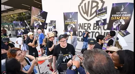 SAG-AFTRA Pickets Video Game Companies: ‘They’re Trying to Find as Many Loopholes as They Can’