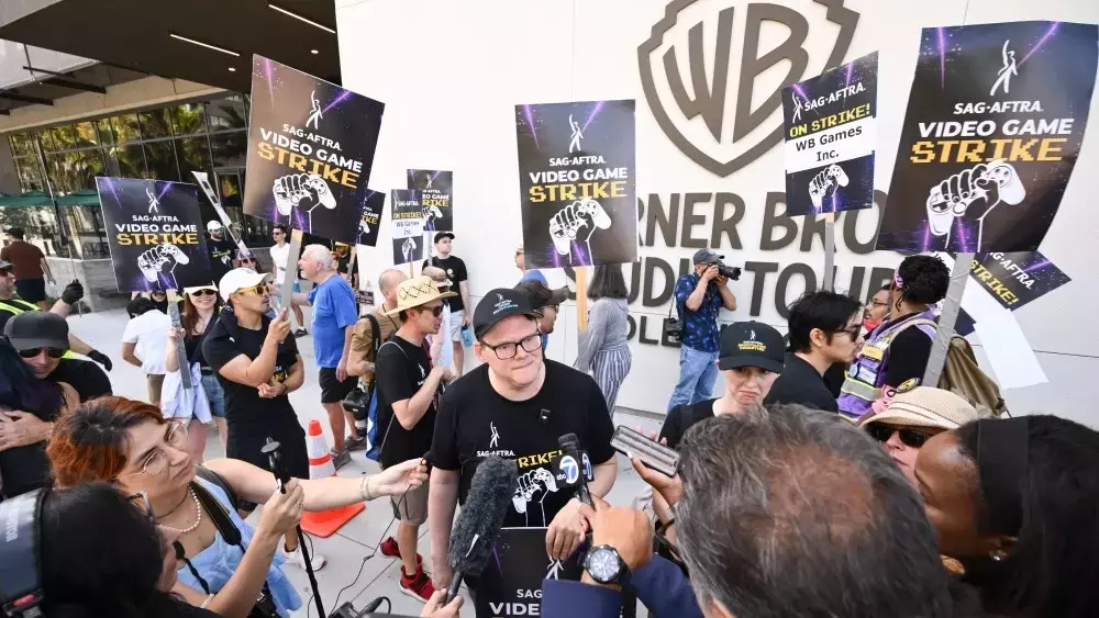 SAG-AFTRA Pickets Video Game Companies: ‘They’re Trying to Find as Many Loopholes as They Can’